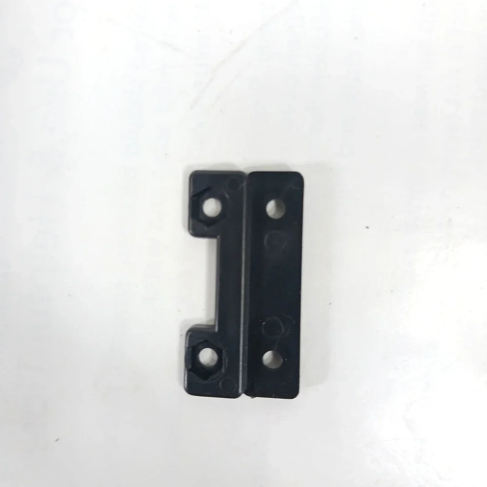 15pc HO Scale Model Train Accessories Black Plastic Brackets Mounting Parts